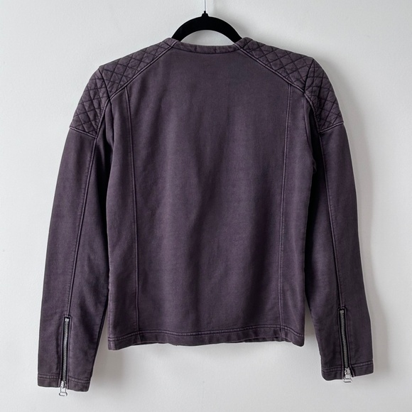 3/$20🌻Gap Gray Cotton Quilted Zip Jacket - Picture 9 of 16